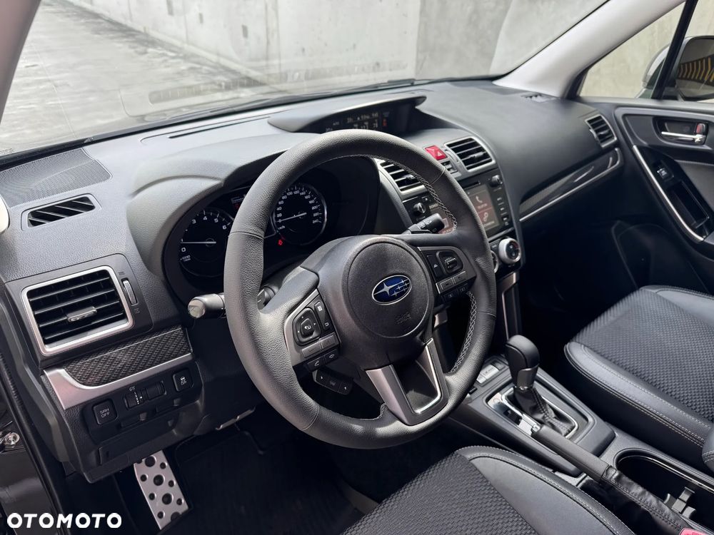 Subaru Forester 2.0 i Exclusive Special (EyeSight) Lineartronic - 14