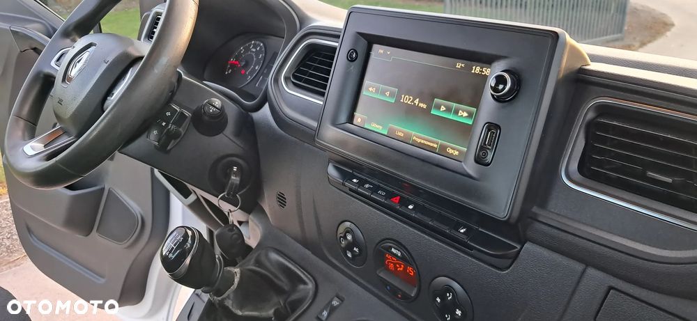 Renault Master 2.3 165 DCI RWD - 31