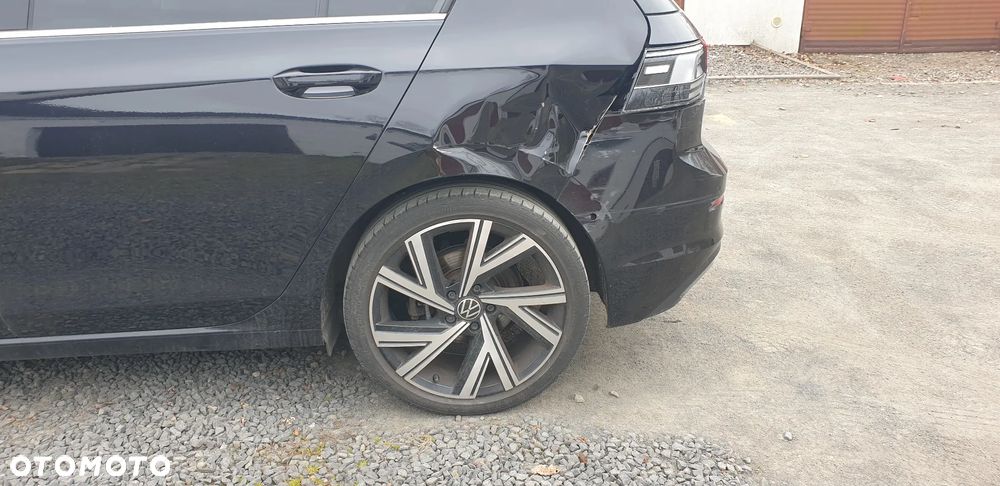 Volkswagen Golf 2.0 TSI OPF DSG Style - 11