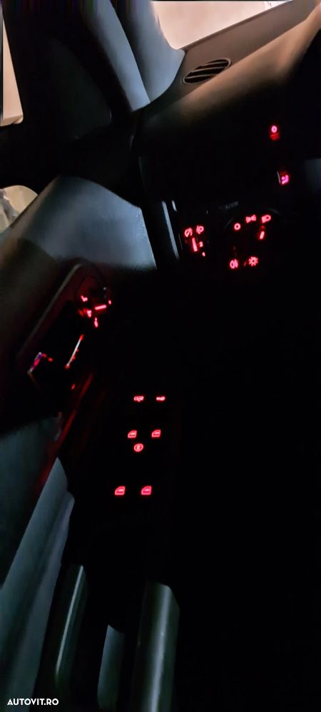 Volkswagen Bora 1.6 Highline - 11