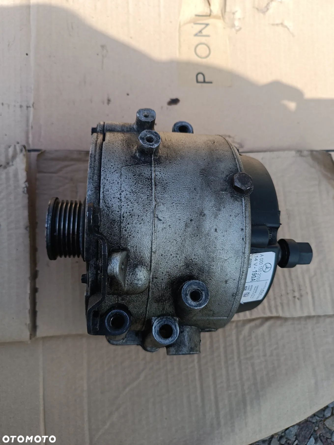 Alternator Mercedes ML W163 2.7 CDI A0001/502/550 190A - 1