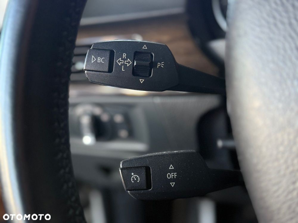 BMW Seria 3 - 30
