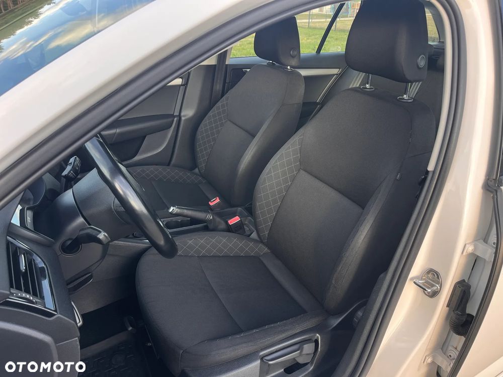 Skoda Octavia - 10