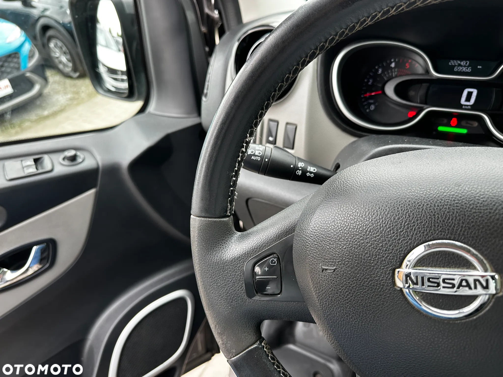Nissan NV300 - 10