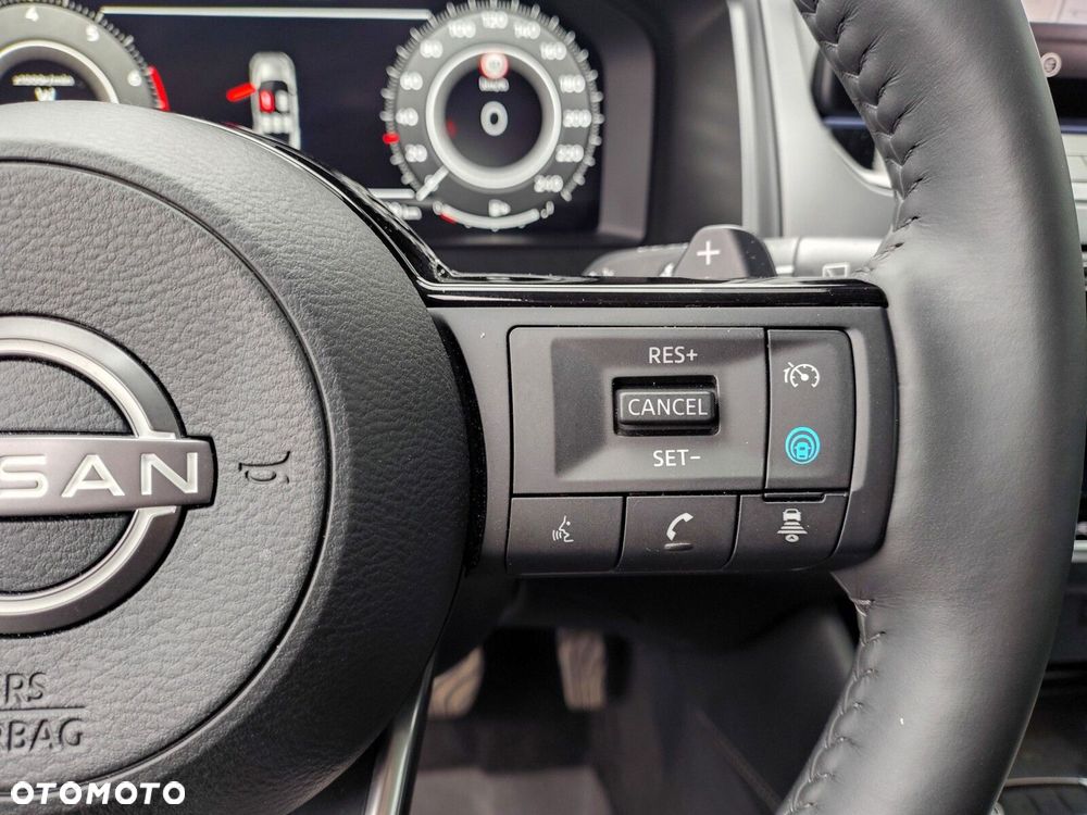 Nissan Qashqai 1.3 DIG-T mHEV N-Connecta Xtronic - 20