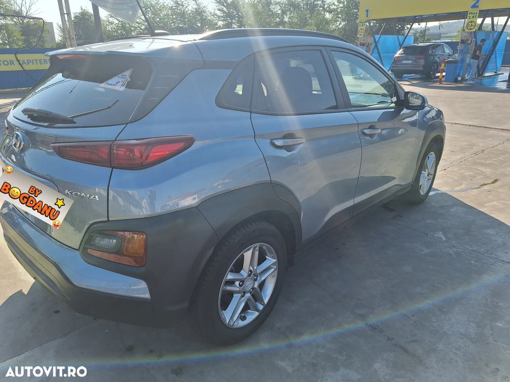 Hyundai KONA - 21