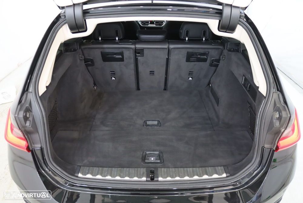 BMW 318 d Line Sport Auto - 37