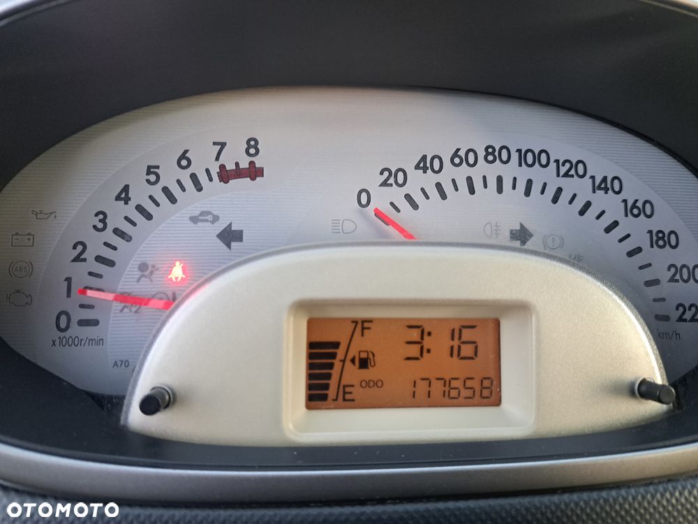 Daihatsu Sirion 1.3 CooLine - 23