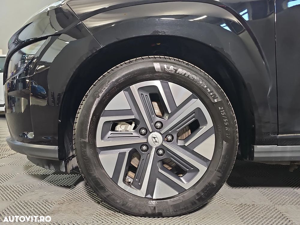 Hyundai KONA - 14