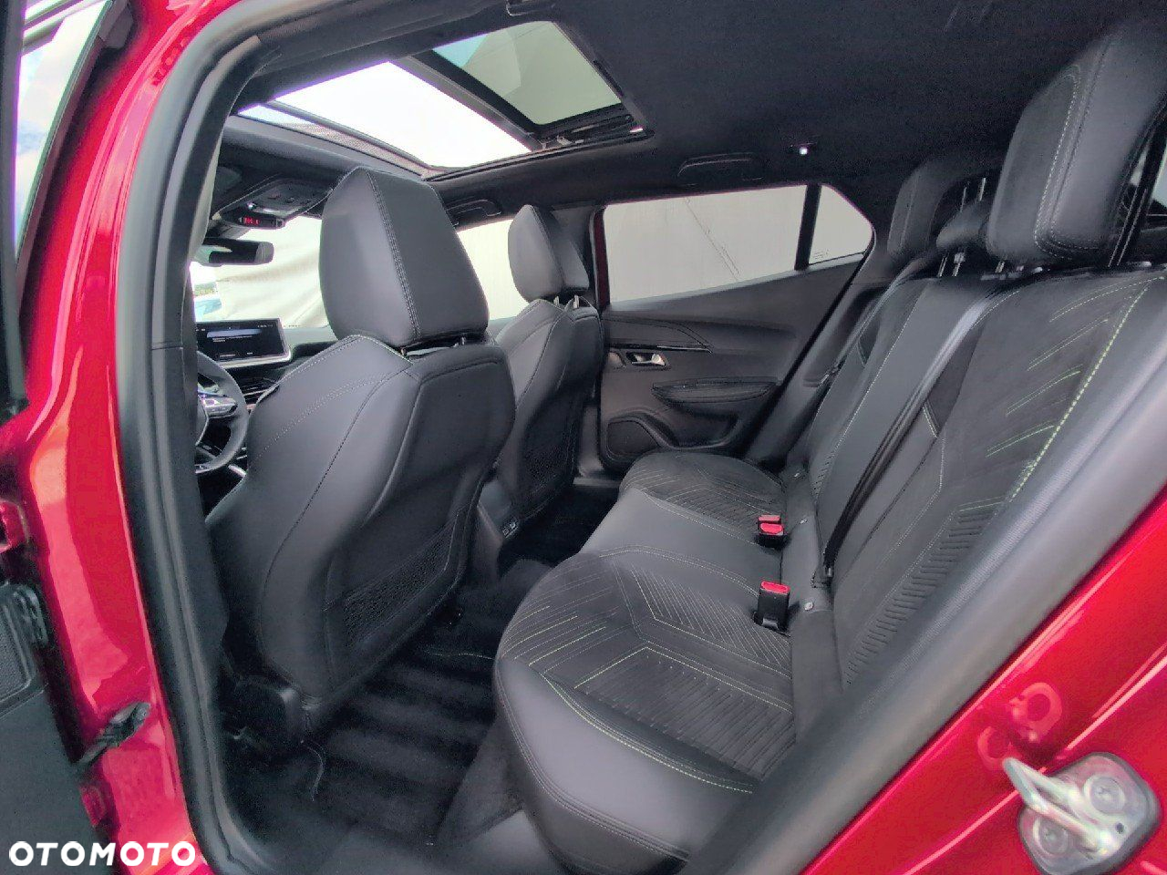 Peugeot 2008 - 10