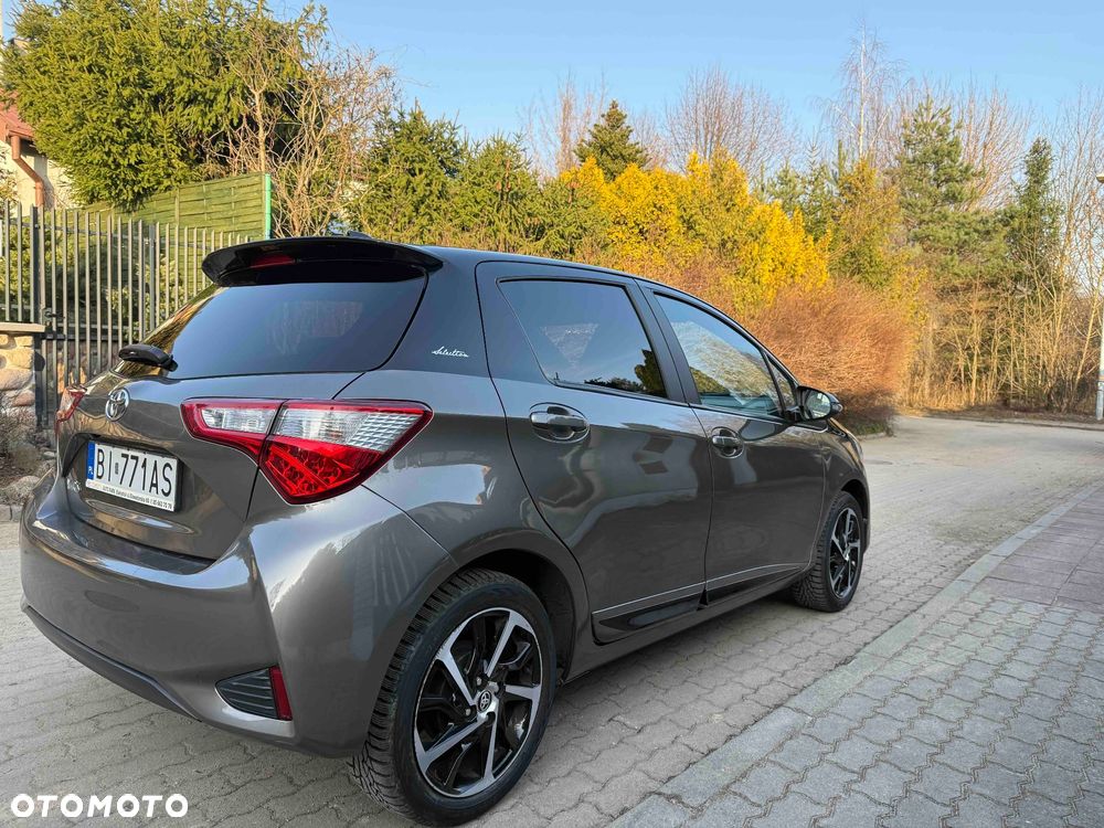 Toyota Yaris 1.5 Selection - 4