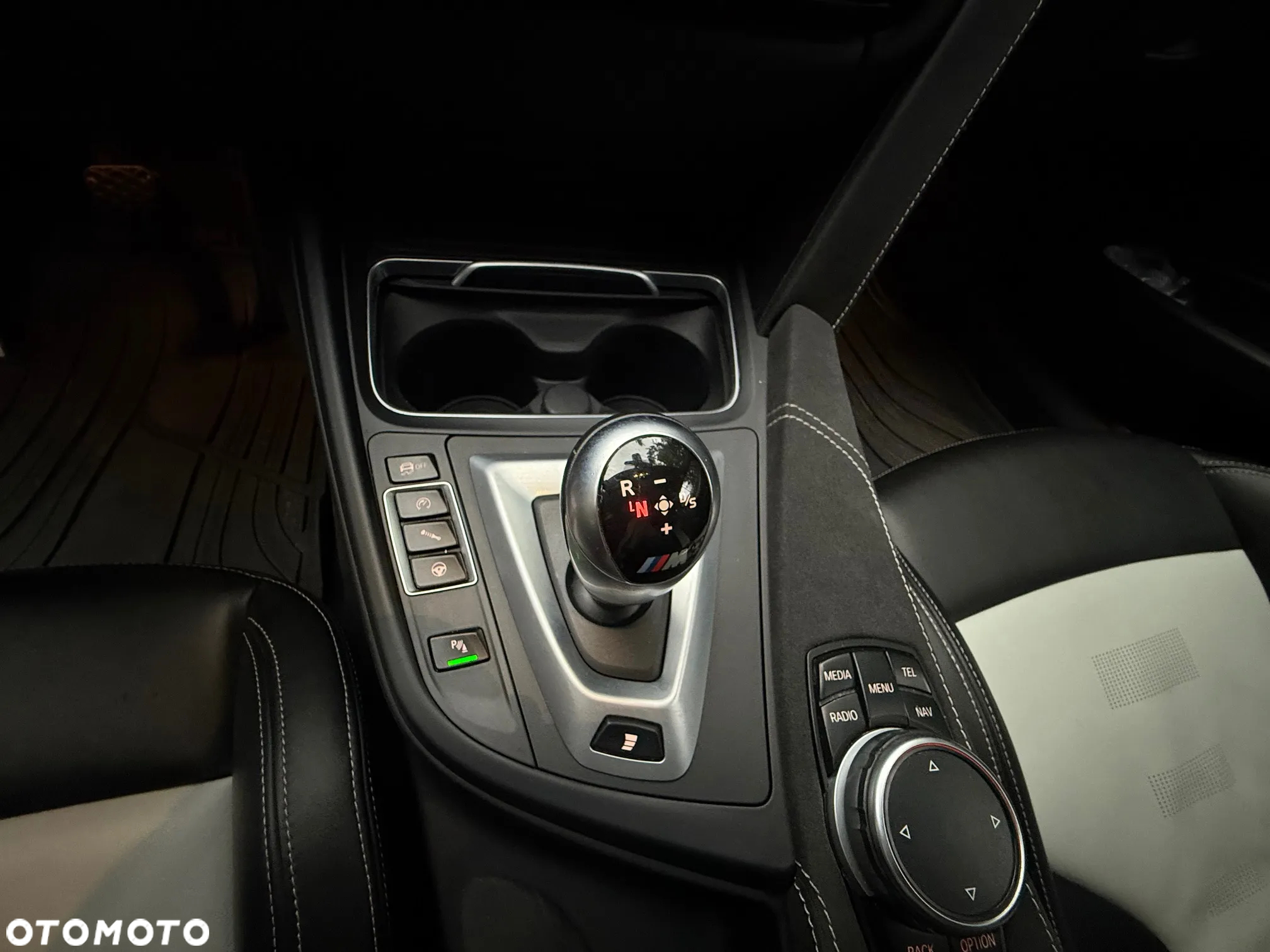 BMW M3 CS DKG - 39