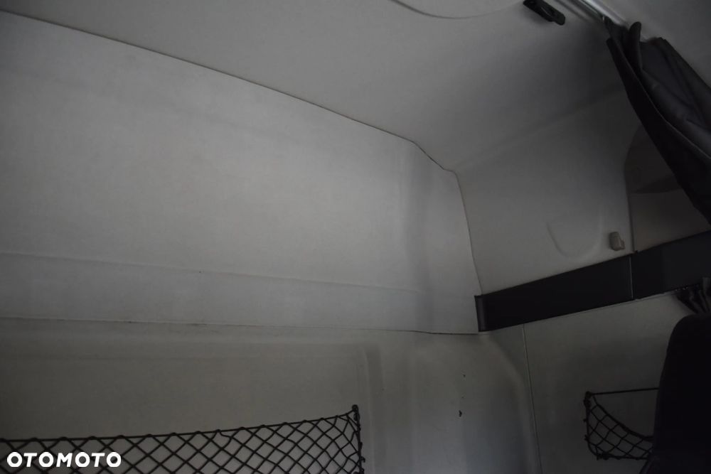 MAN TGS 18.470 / WAGA: 7.200 KG / PRZYSTAWKA PTO / EURO 6 / NOWY MODEL / TEMPOMAT / NAWIGACJA / 2 ZBIORNIKI PALIWA / NISKI PRZEBIEG / SERWISOWANY / SPROWADZONY - 32