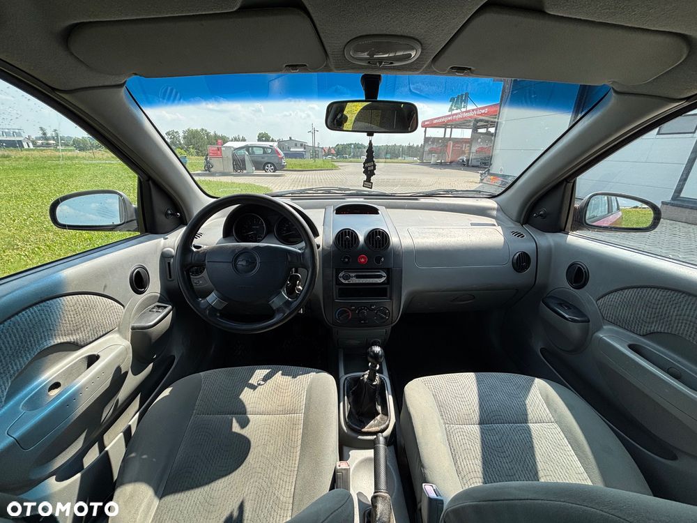 Chevrolet Aveo - 6