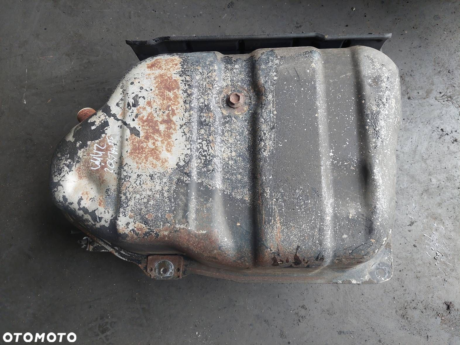 BAK ZBIORNIK PALIWA + POMPKA METALOWY DAIHATSU CUORE VI 1.0 12V - 2