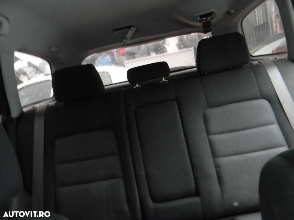 Dezmembrari  Mazda 6 (GG)  2002  > 2008 2.0 DI Motorina - 37