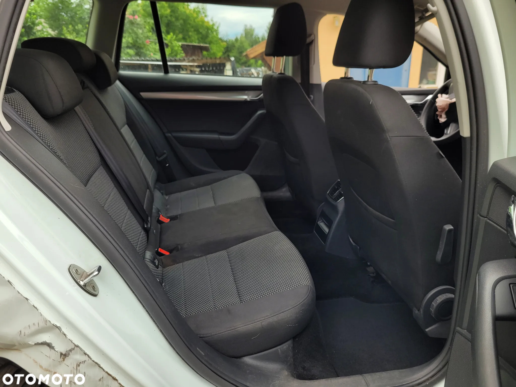 Skoda Octavia 1.6 TDI 4x4 Ambition - 8
