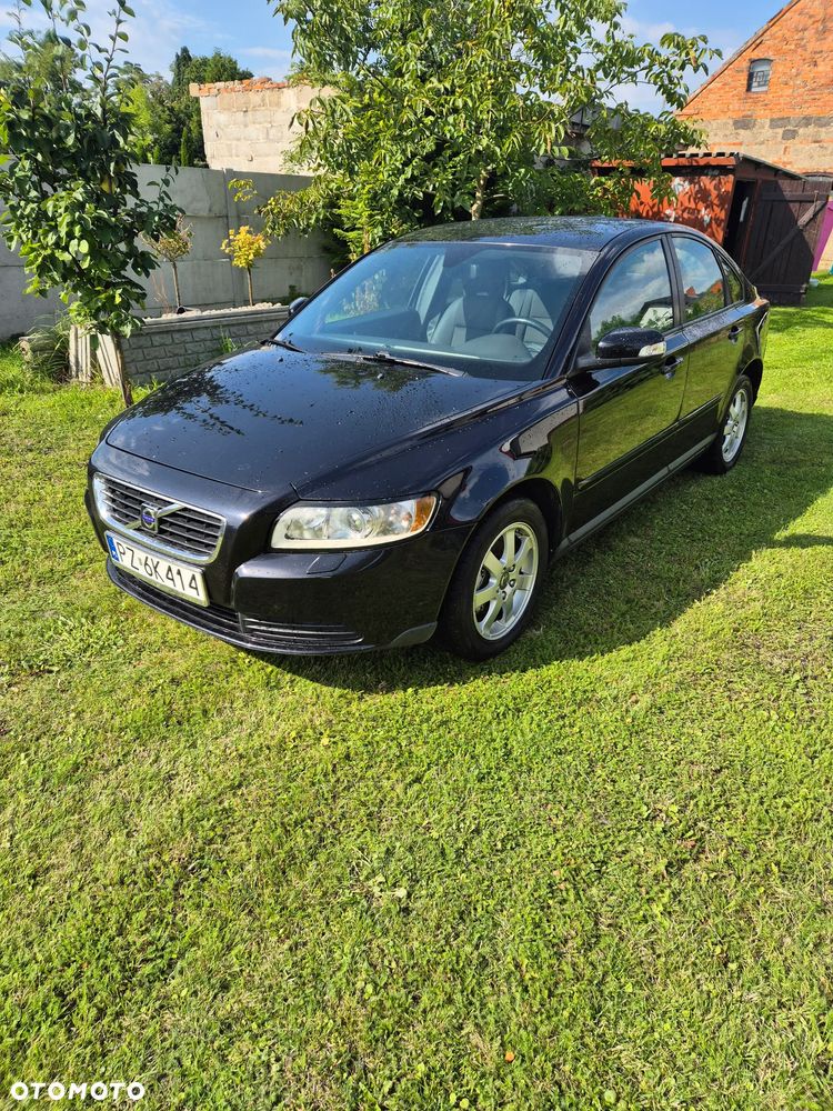 Volvo S40 - 1