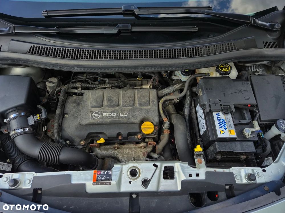 Opel Meriva 1.4 T Essentia - 37