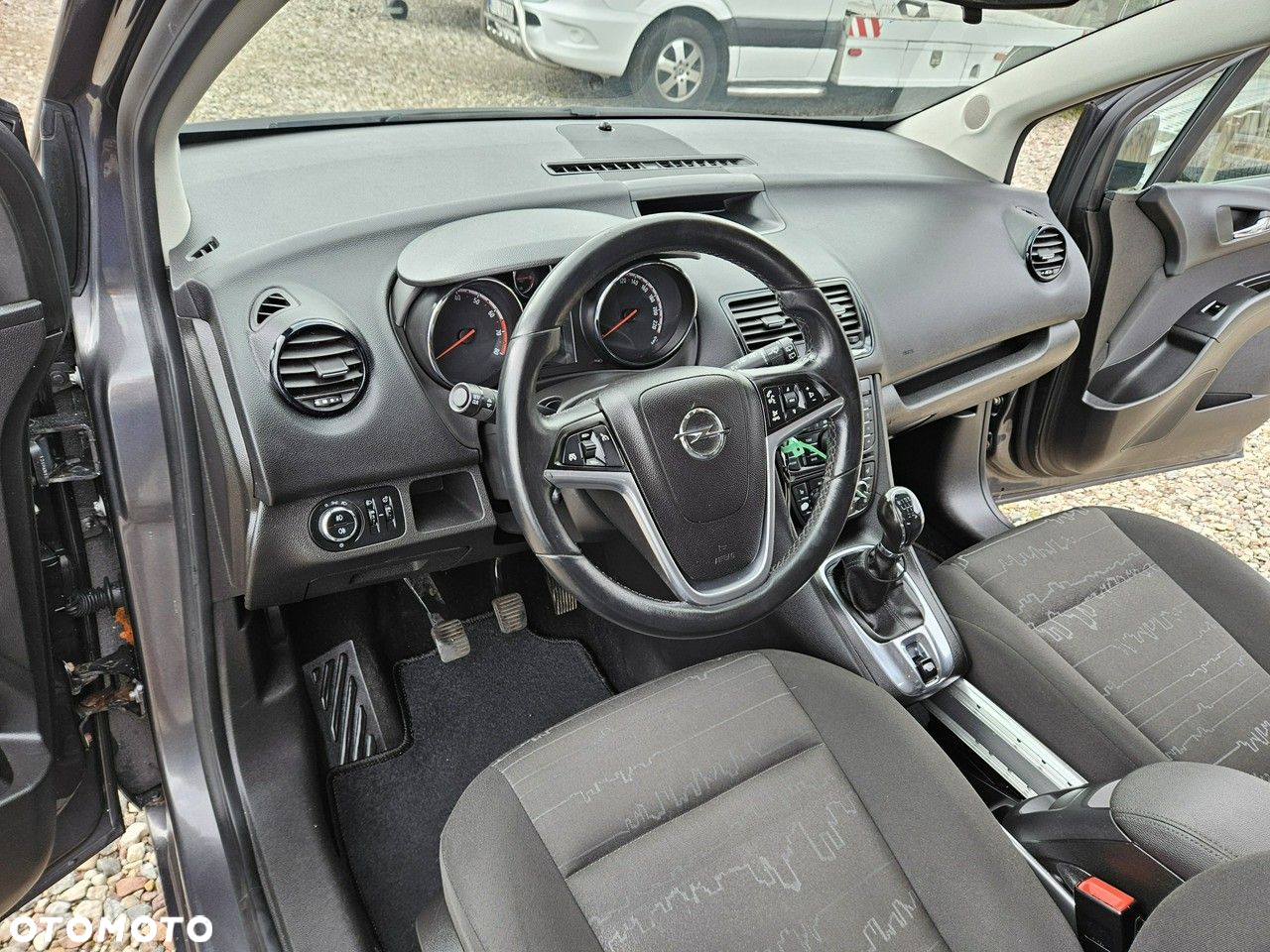 Opel Meriva - 8