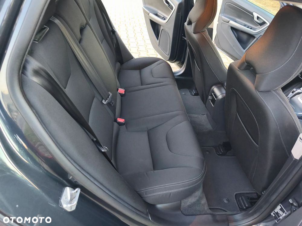 Volvo V60 D2 Kinetic - 15