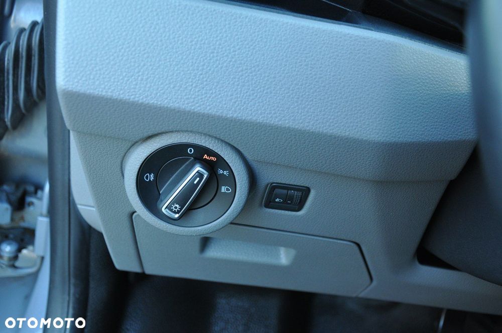 Volkswagen Transporter - 12