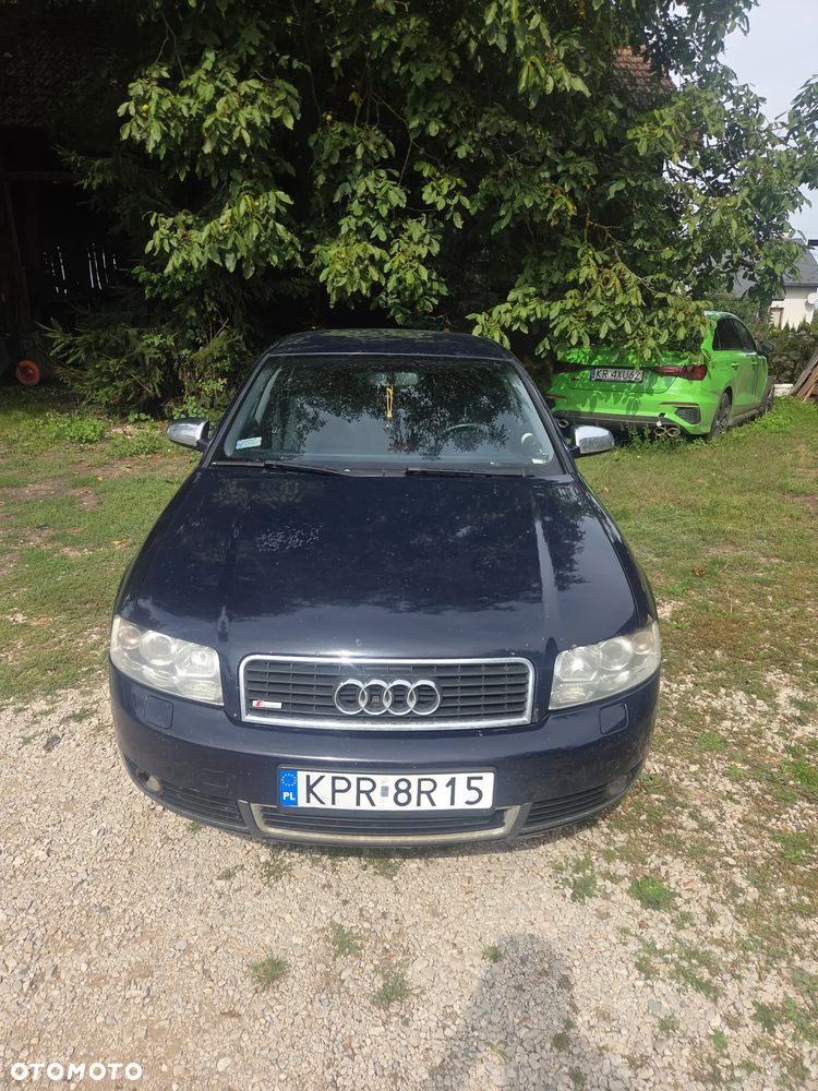 Audi A4 Limousine - 7