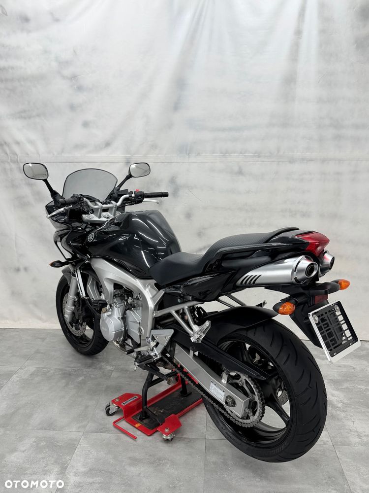 Yamaha FZ6 - 23
