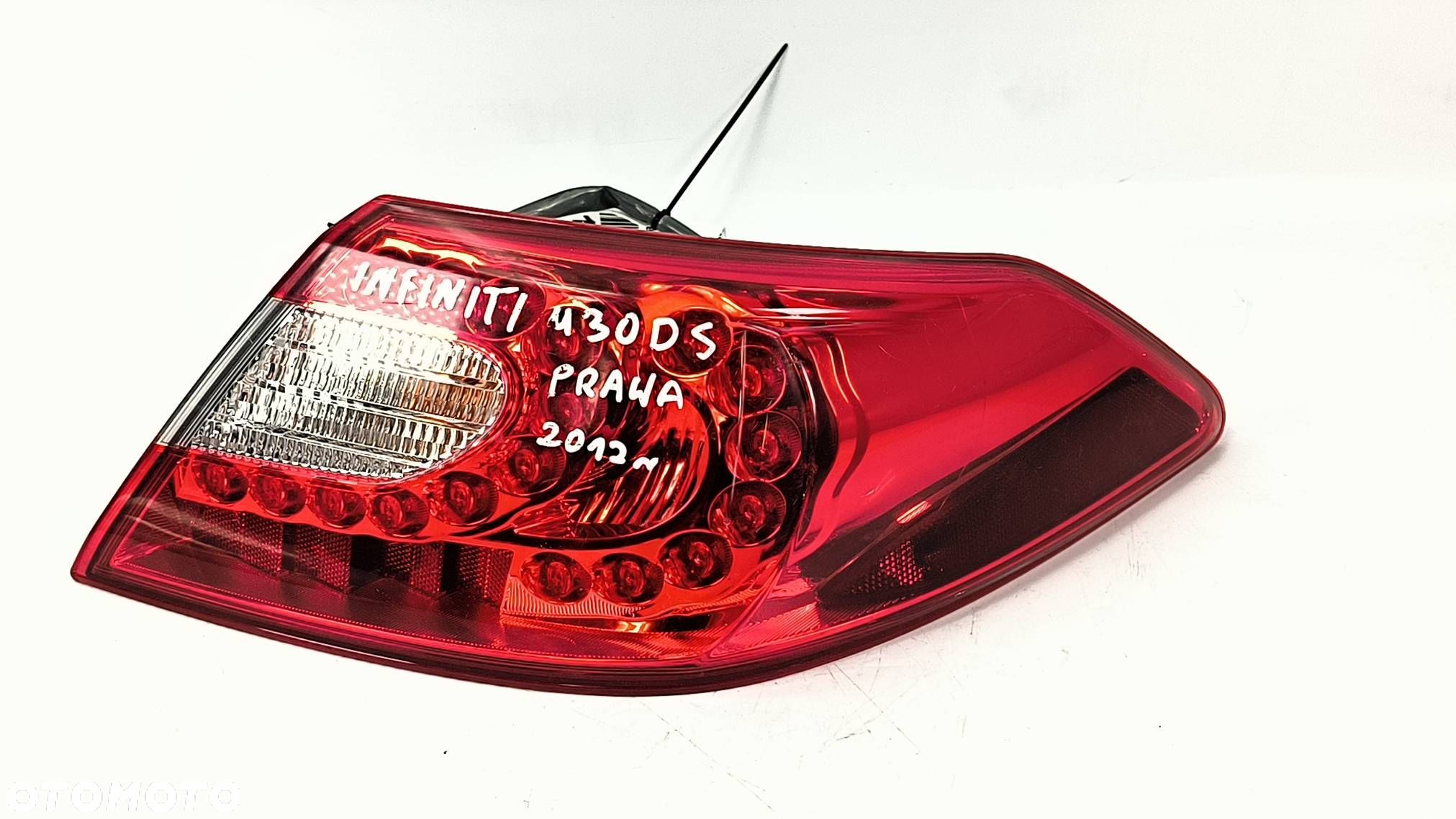 LAMPA PRAWA TYŁ INFINITI M30D - 1