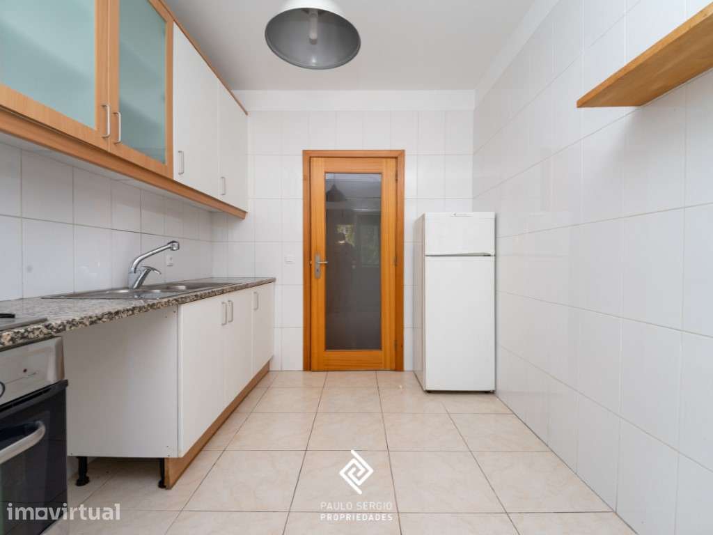 Apartamento T1+1 para arrendar na Avenida do Pastor Joaquim Eduardo... - Grande imagem: 4/12