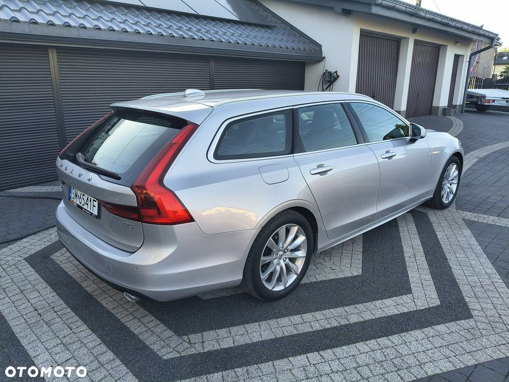 Volvo V90 D3 Momentum - 37