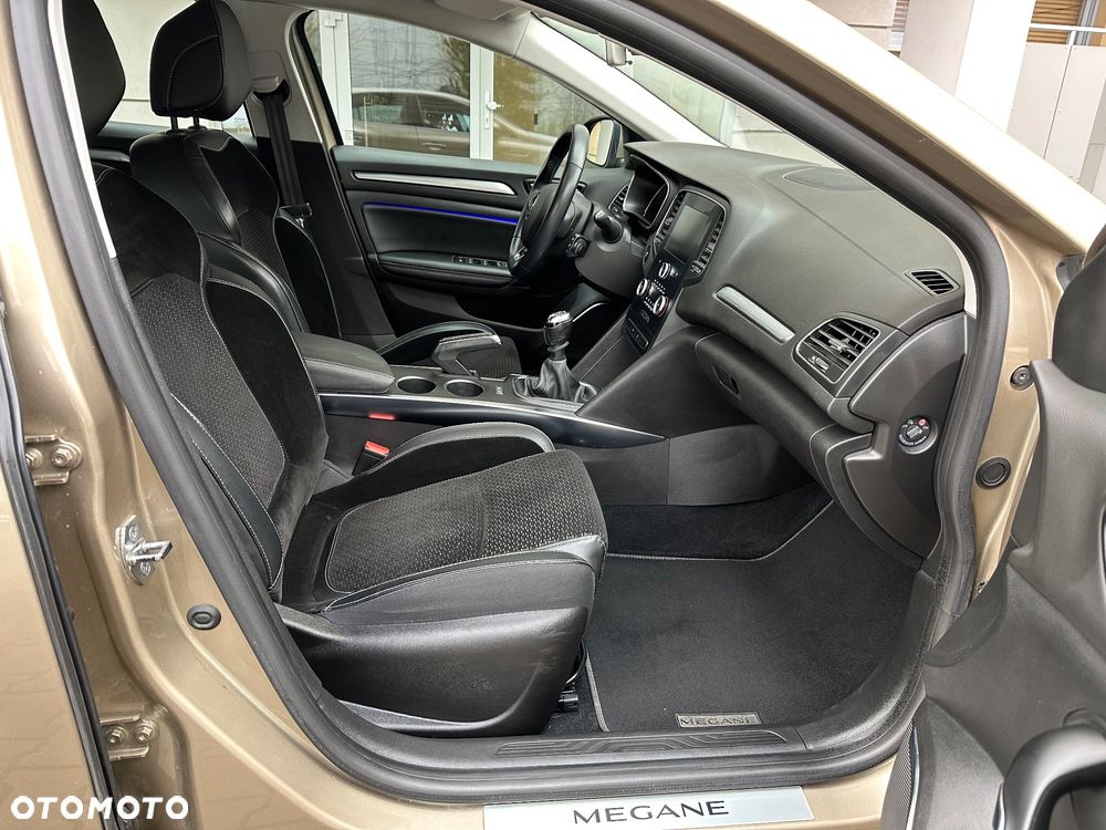 Renault Megane 1.2 Energy TCe Intens - 17