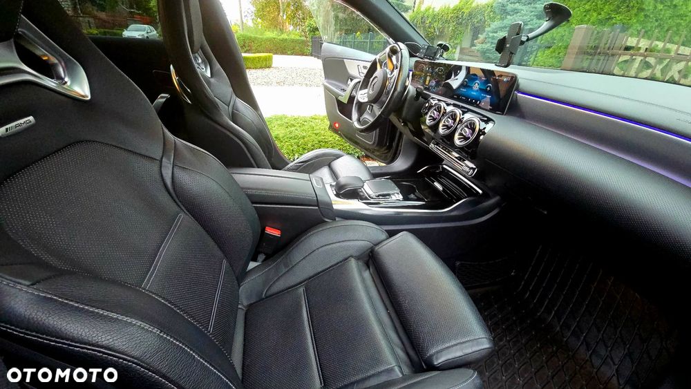 Mercedes-Benz CLA AMG 35 4-Matic 7G-DCT - 15