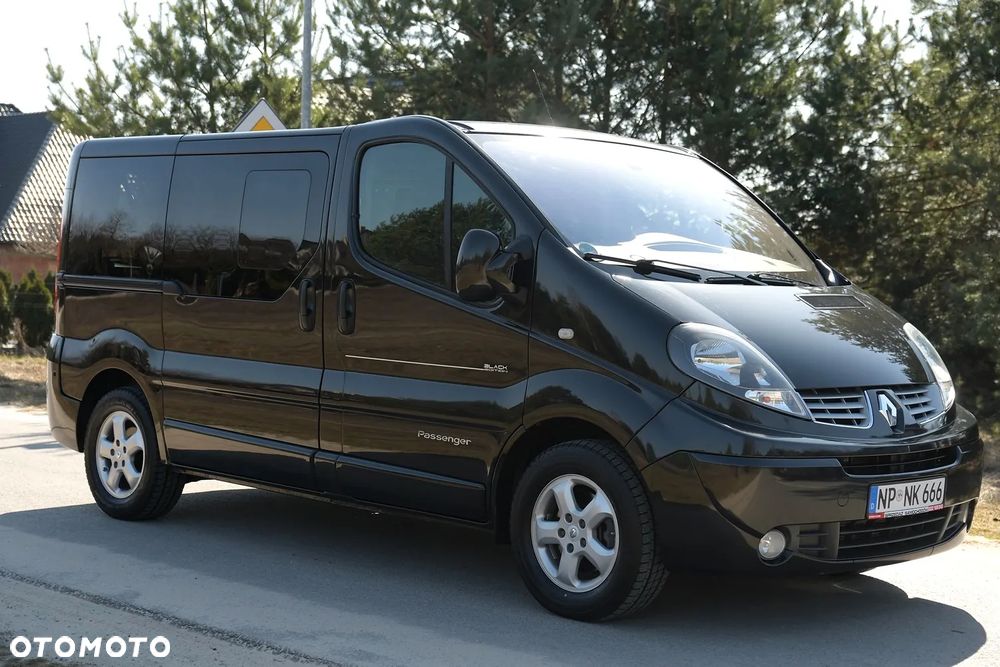 Renault Trafic FAP Grand Passenger Black Edition - 10