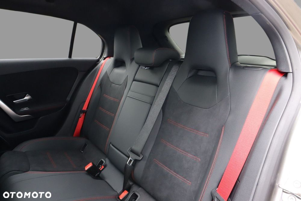 Mercedes-Benz Klasa A 45 S AMG 4-Matic 8G-DCT - 15
