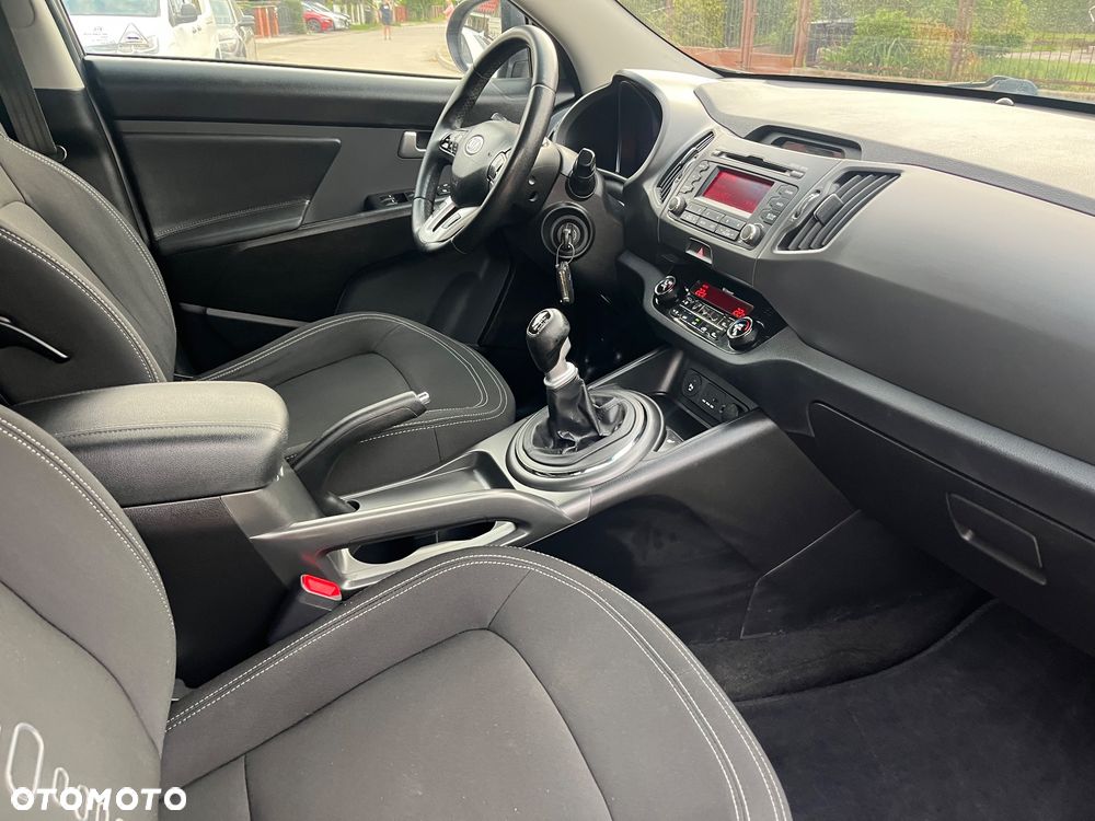 Kia Sportage 2.0 CRDI 4WD Attract - 9