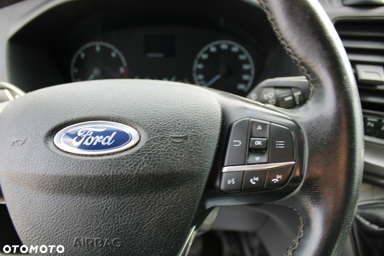 Ford Transit - 17