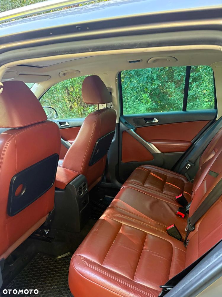 Volkswagen Tiguan - 8