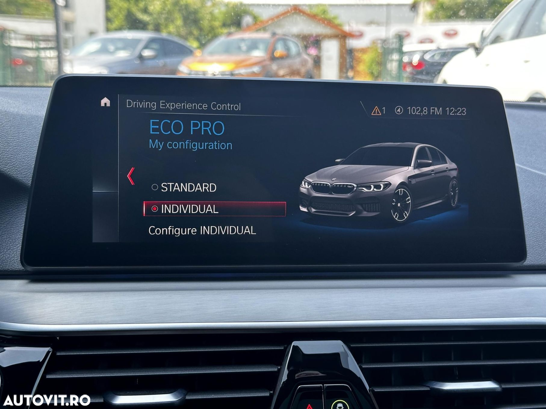 BMW Seria 5 530i AT - 16
