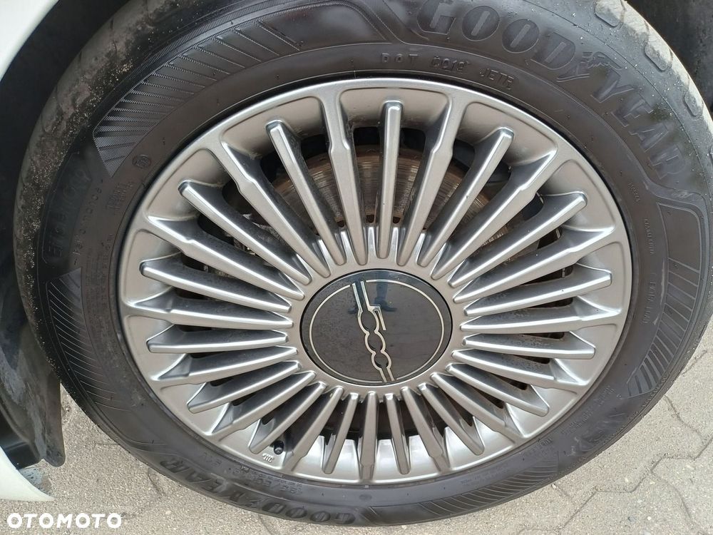 Fiat 500e - 10
