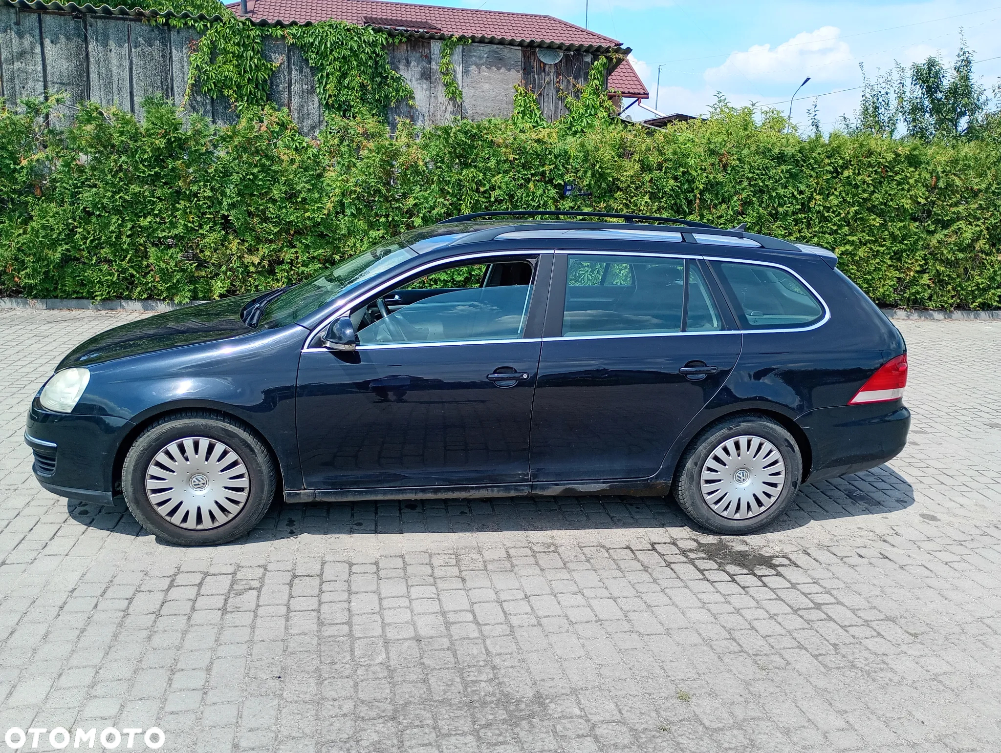 Volkswagen Golf 1.9 TDI DPF Comfortline - 8