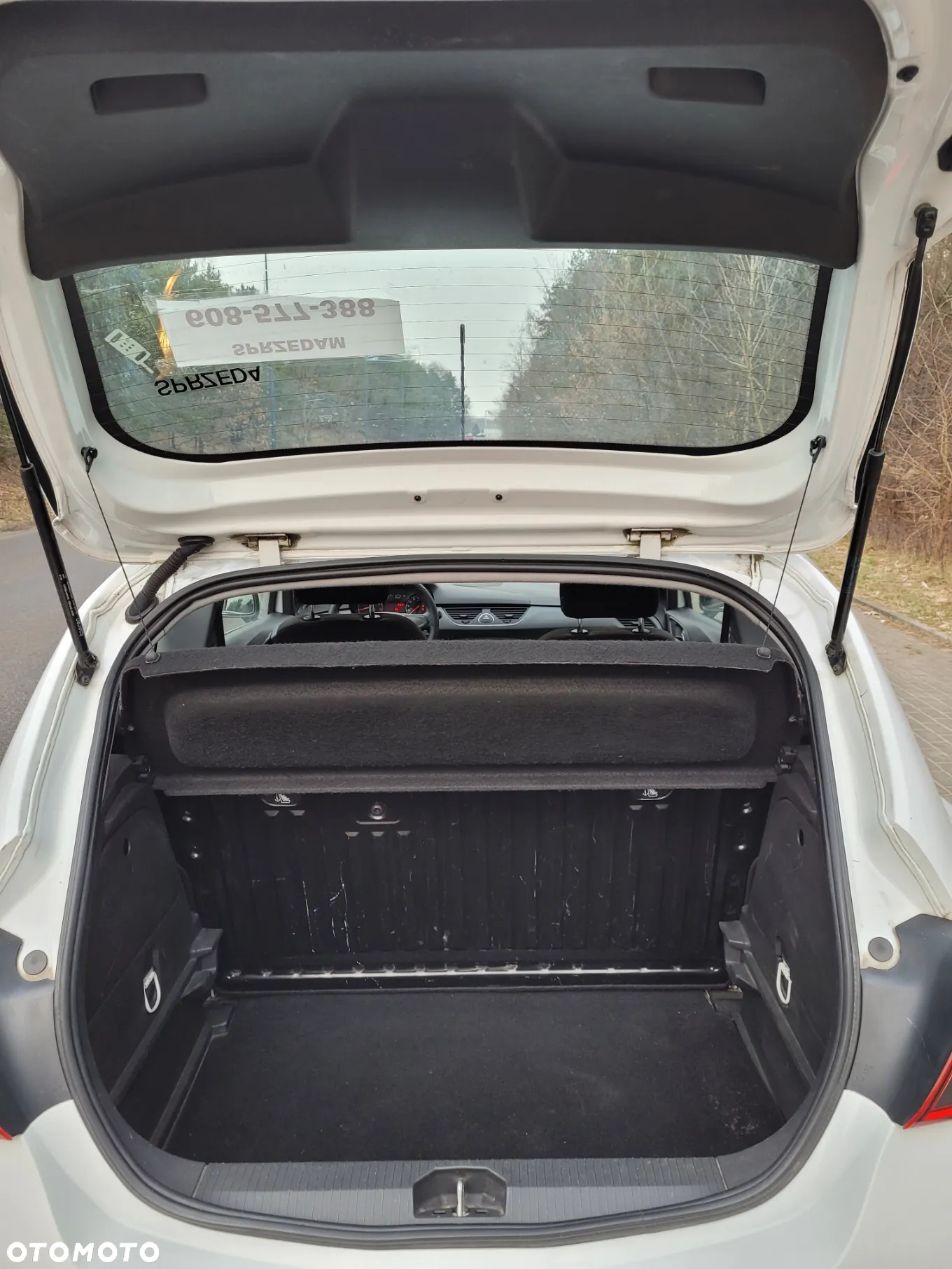 Opel Corsa 1.2 16V Enjoy - 10