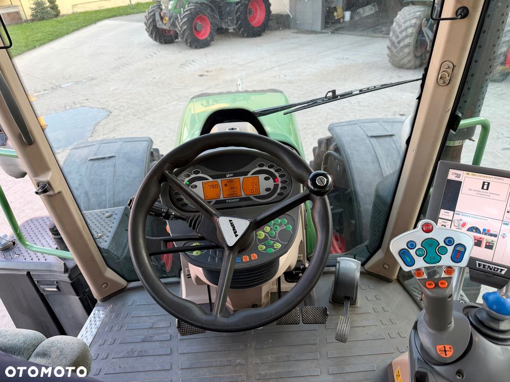 Fendt 724 SCR Profi plus - 12