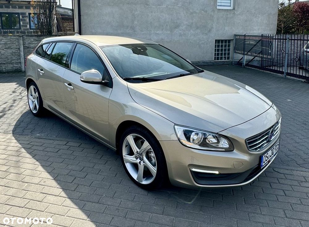Volvo V60 D2 Drive-E Summum - 4