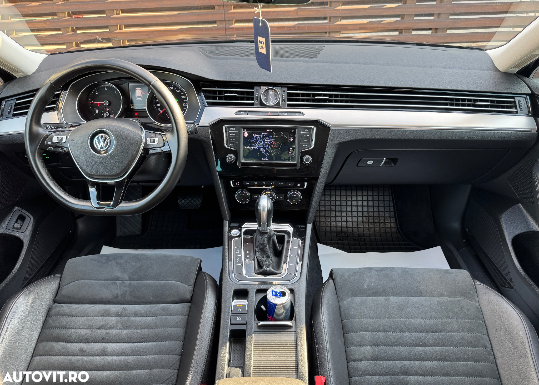 Volkswagen Passat Variant 2.0 TDI SCR DSG (BlueM. Tech) Highline - 6