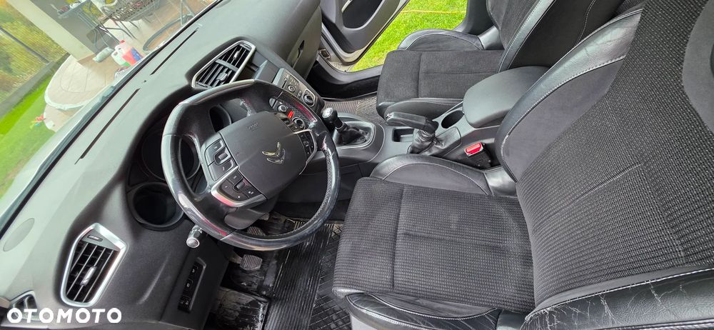 Citroën C4 - 12