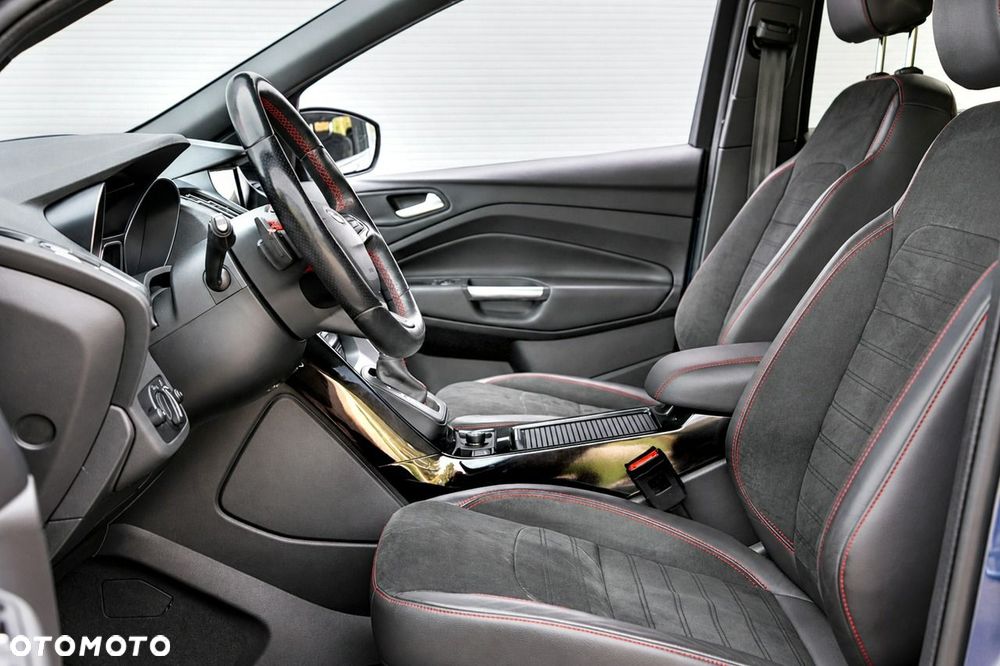 Ford Kuga - 19