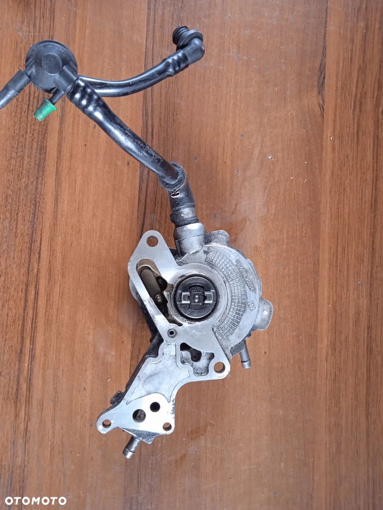 POMPA VACUM VW POlo 1.4 Tdi 038145209E - 6