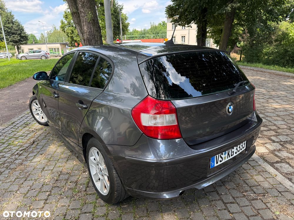 BMW Seria 1 - 16