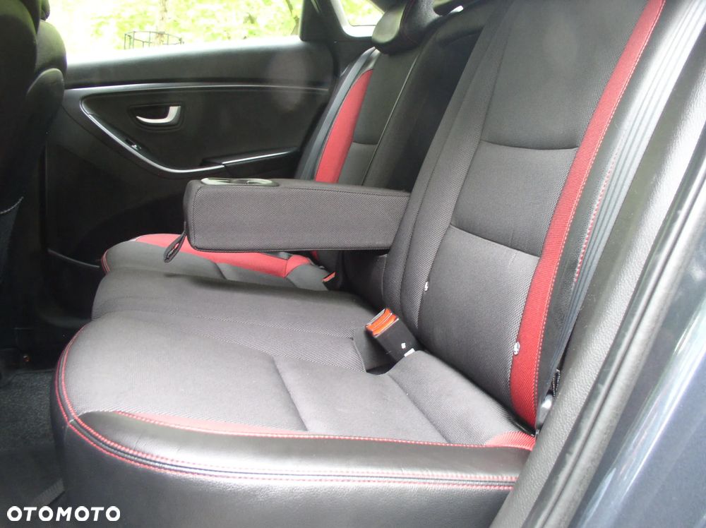 Hyundai i30 1.6 GDI Turbo Luxury - 15